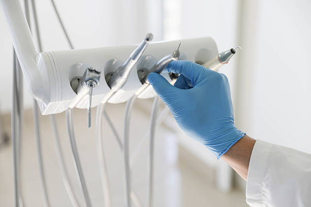 Professional Emergency Dentist technician working in Bethany, OK